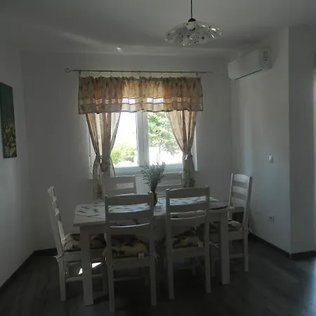 Linda Apartment *
